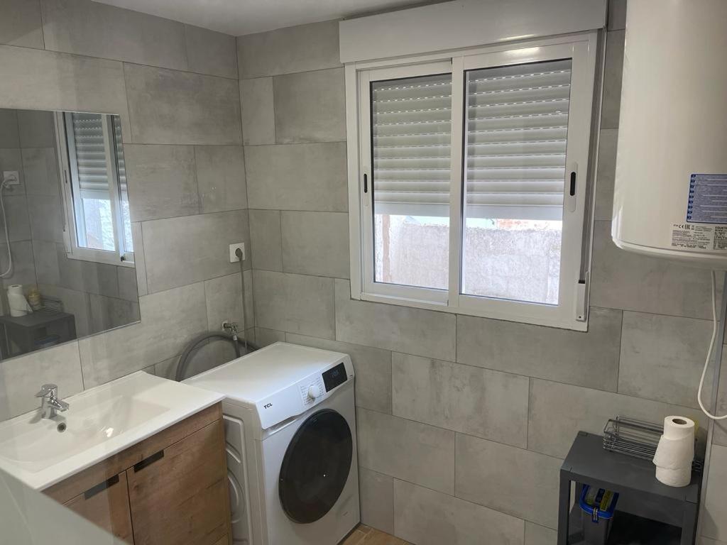 Bel Appartement Roses Plage 외부 사진